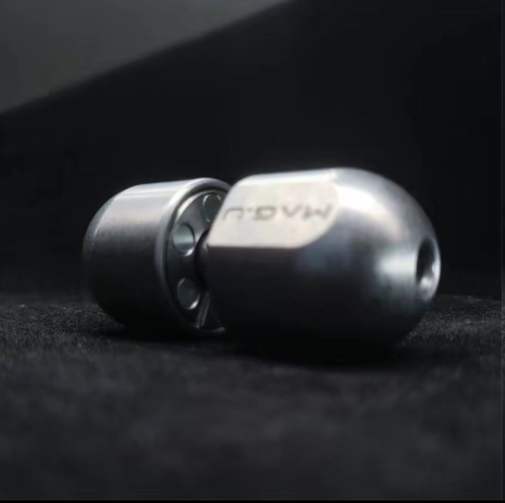 MagniSpin Capsule Fidget